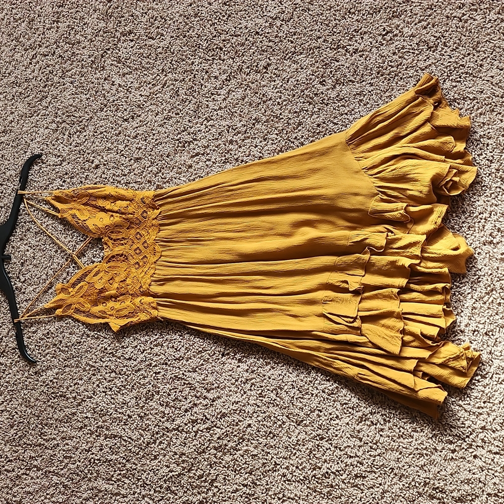 Yellow lace dress